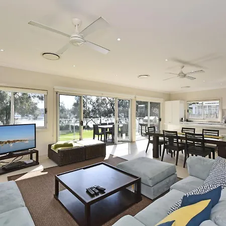Wangi Lakehouse Wangi Wangi Exterior photo