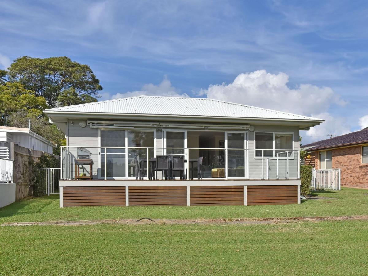 Wangi Lakehouse * Wangi Wangi